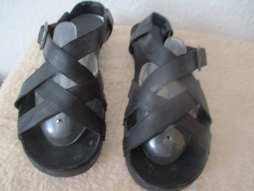 Schwarze sandaletten clarks - schwarze,